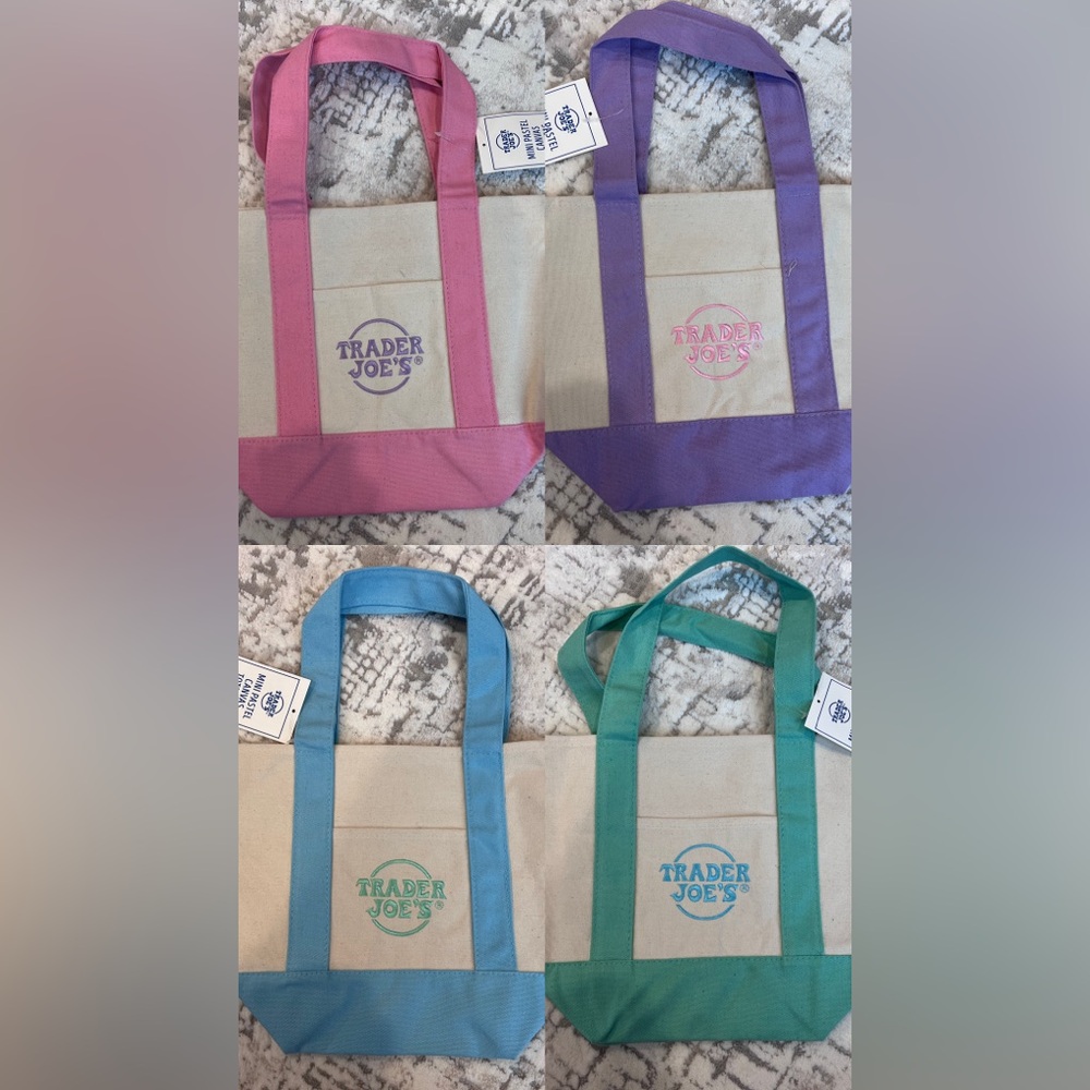 4 Limited edition Trader Joes Mini Pastel
Canvas Tote Bag 4 Piece Set
